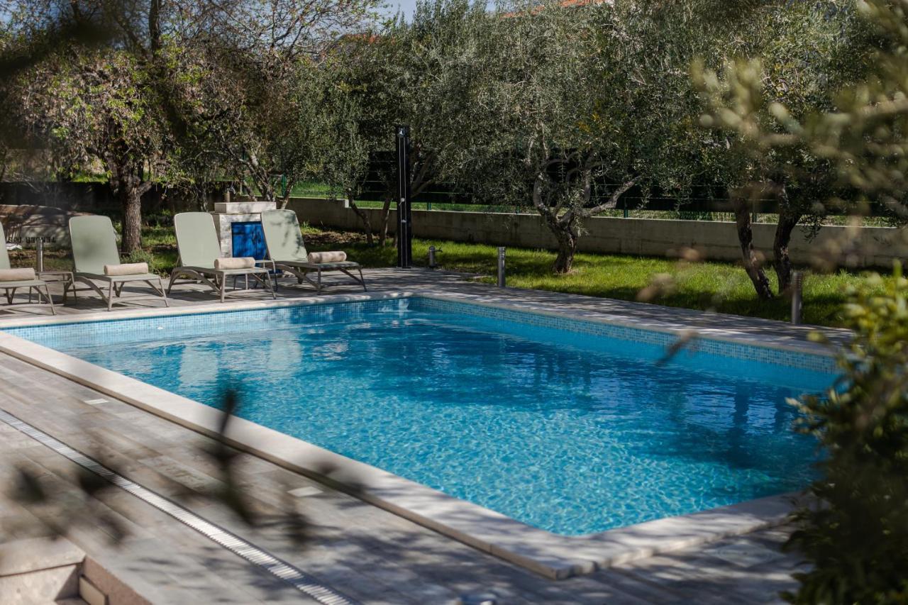The Olive Poolhouse Lejlighed Split Eksteriør billede